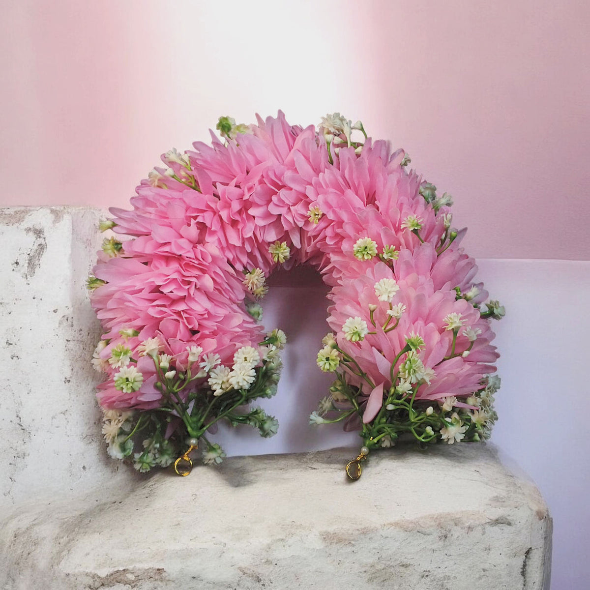Dreamy Pink Gipsi Gajra